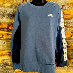 🌿Adidas Women’s Periwinkle Logo Fleece Sweatshirt